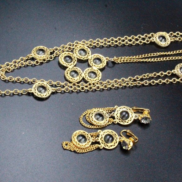 Celebrity NY Signed Designer Graduating Bezel Gold Tone Necklace Set - Picture 2 of 11